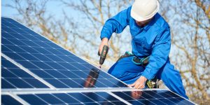 Installation Maintenance Panneaux Solaires Photovoltaïques à Gournay